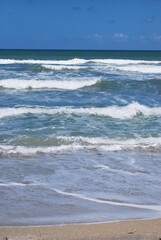 El agua,el mar como elemento comunicante en nuestro ambiente.