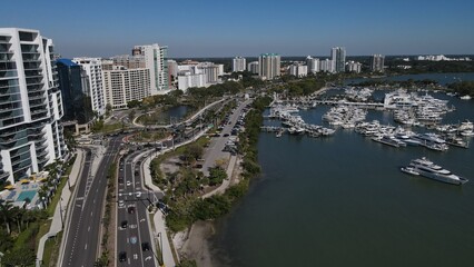 Fototapeta na wymiar Bayfront Blvd to the marina in downtown Sarasota, Florida