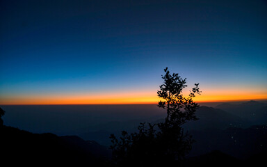 Fototapeta na wymiar landscape view of sunrise over the mountains in Nepal