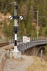 Warnings on Wiesen Viaduct