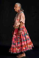 Fototapeta premium Elegance in Traditional Dress: A Portrait of Cultural Heritage Banner