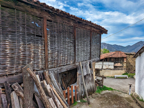 Lig&uuml;eria village, Pilo&ntilde;a municipality, Asturias, Spain