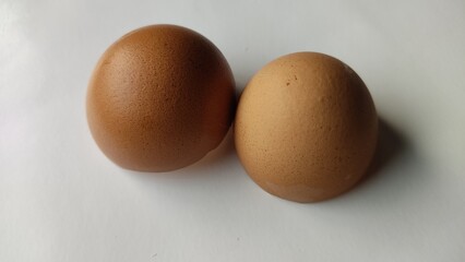 eggs on a plateeg 