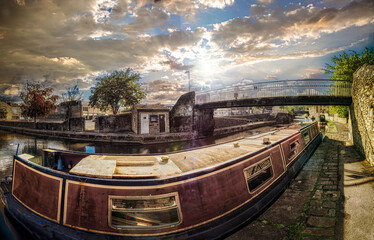 Leeds and Liverpool Canal -Narrowboat