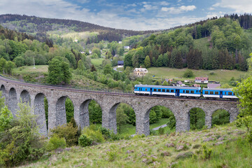 Railway viaduct Novina in Krystofovo udoli, Northern Bohemia, Czech Republic - obrazy, fototapety, plakaty