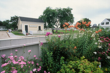 Fototapeta na wymiar Maison fleurie, Mistick, Connecticut, USA