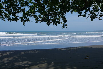 Schwarzer Strand Playa Negro in Cahuita in Costa Rica
