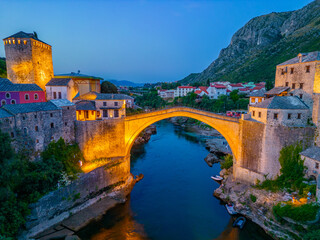Naklejka premium Sunset view of the old Mostar bridge in Bosnia and Herzegovina
