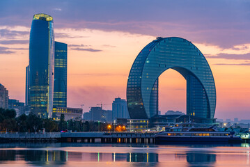 Sunrise at the waterfront of Baku, Azerbaijan © dudlajzov