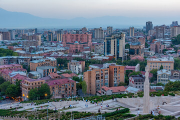 Naklejka premium Sunset view of Yerevan from the Cascade staircase, Armenia