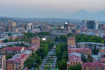 Obraz premium Sunset panorama view of Yerevan in Armenia