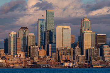 Seattle Skyline: Urban Elegance on the Waterfront