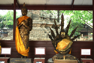 buddha statue at temple