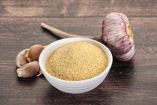 Dry granulated garlic aroma seasoning