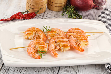 Grilled king prawn skewer snack