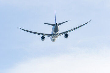 東京を離陸していく飛行機
