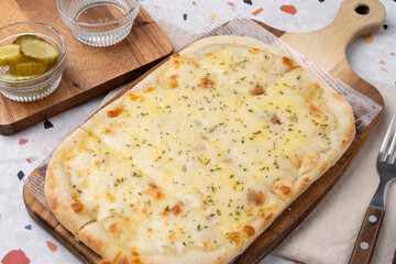 Chicken breast, salad, pizza, gorgonzola, margarita, club, sandwich, sole, waffle, croissant, potato, fried, ade, grapefruit, lemon, blueberry, latte, americano, chocolate, handmade