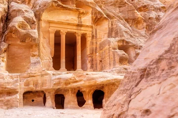 Fototapeten Triclinium at Little Petra, Siq al-Barid, Jordan © Nataliya