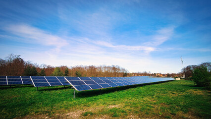 Elektrizität - Photovoltaik - Solar - Environment- Ecology - Solar System - Energy - Electric - Alternative - High quality photo