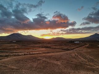 Fototapeta na wymiar Golden hour sunset on Fuerteventura, part of the Balearic Islands archipelago.