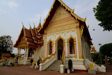 Fototapeta premium Wat Mahathat ,thai,thai temple,Nakonphanom,temple