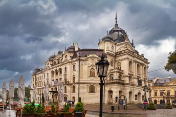 Fototapeta na wymiar State Theatre in Kosice, Slovakia