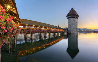 Lucerne, Switzerland on the Reuss River at Dawn - obrazy, fototapety, plakaty
