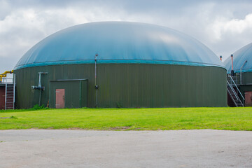 Biogasanlage zur Stromerzeugung und Energiegewinnung - 779888143