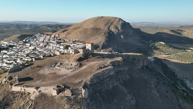 el castillo de la estrella en el municipio de Teba visto desde un dron al atardecer, Andaluc&iacute;a