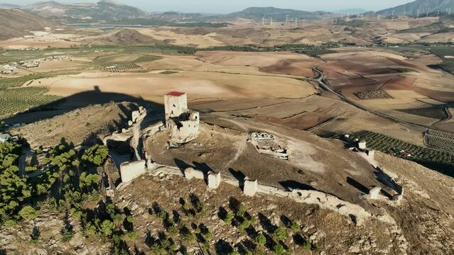 el castillo de la estrella en el municipio de Teba visto desde un dron al atardecer, Andaluc&iacute;a