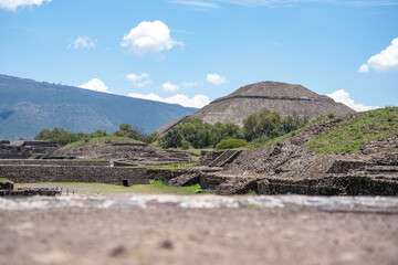 Pir&aacute;mide del sol en Teotihuac&aacute;n