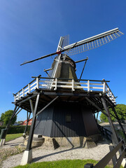 Windmill in Sloten - obrazy, fototapety, plakaty