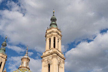 Fototapeta premium Elegant Mudejar Tower Against Clear Sky - Zaragoza Basilica Detail