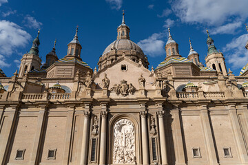 Fototapeta na wymiar Baroque Facade of Basilica del Pilar, Zaragoza - Spanish Religious Icon