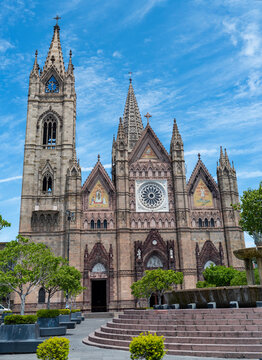 expiatorio, parroquia, templo, catolico, plaza, tspatio, jalisoc, guadalajara, turistico, fachada, catedral,  
