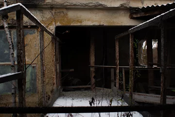 Foto auf Alu-Dibond Ruins of an old abandoned factory © Maciej