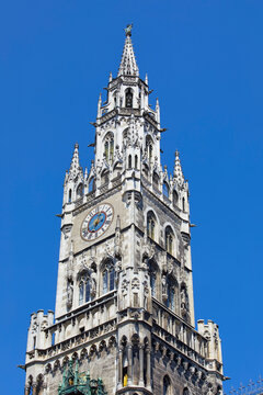 New Town Hall (aka Neues Rathaus a) in Marienplatz, Munich, Germany