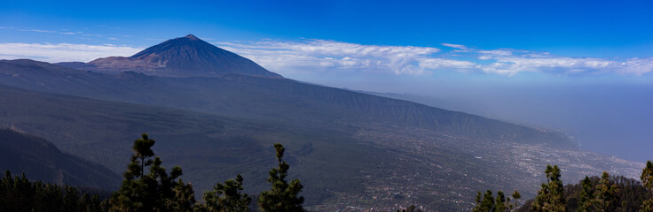 The Teide volcano and the Orotava valley without clouds covering it