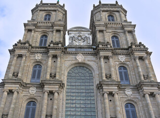 Fototapeta na wymiar Facade of the cathedral of Rennes, Brittany, France