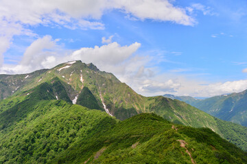初夏の谷川岳