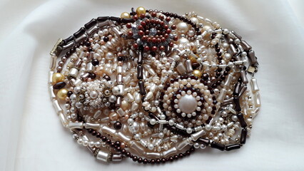 Vintage mother of pearl jewelry. Pearl beads, necklaces, beads. Imitation pearls, mother of pearl....