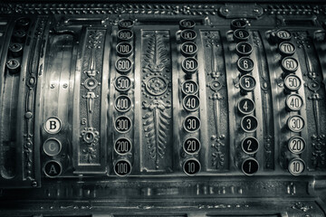 vintage cash register machine