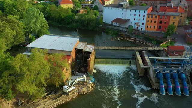 Waterfalls River Odra Brzeg Wodostpady Aerial View Poland