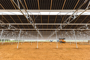 Construction de hangar avec panneaux photovoltaïques