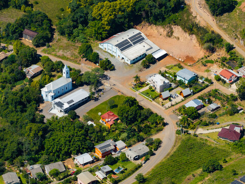 Imagem a&eacute;rea do Vale dos Vinhedos na cidade de Bento Gon&ccedil;alves, Rio Grande do Sul.