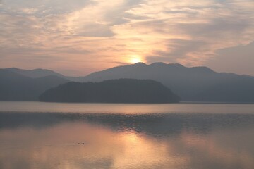 붉게물든 진양호