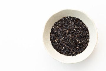 白背景に黒胡麻