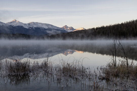 Mount Fitzwilliam at Pyramid Lake in Autumn with snow and morning mist, Jasper National Park, UNESCO World Heritage Site, Alberta, Canadian Rockies, Canada