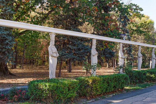 Cariatides (Caryatid) Alley, stone statues in the King Mihai I Park (Herastau), Bucharest, Romania