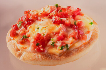 Mini Schinken, Minipizza, Schinken, Italien, isoliert, Käse,